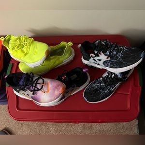 Nike shoe bundle